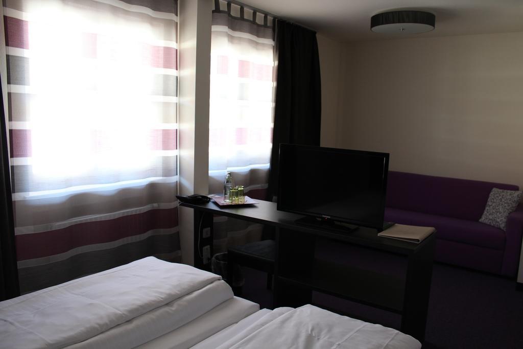 Amiga Hotel Muenchen Messe ภายนอก รูปภาพ
